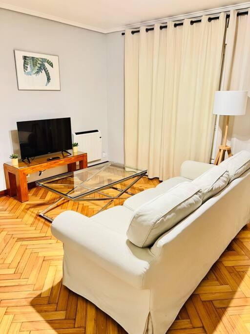 Apartamento En El Centro De Vigo 2 Habitaciones エクステリア 写真